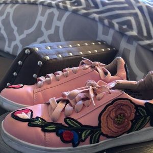 Chase + Chloe Sneakers